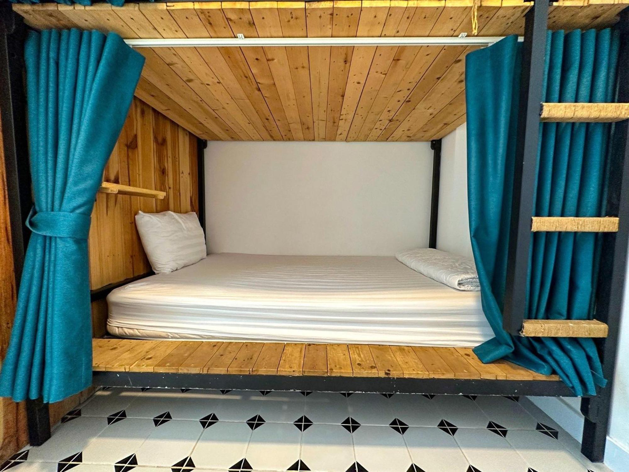 Vika Homestay Ho Chi Minh-staden Exteriör bild
